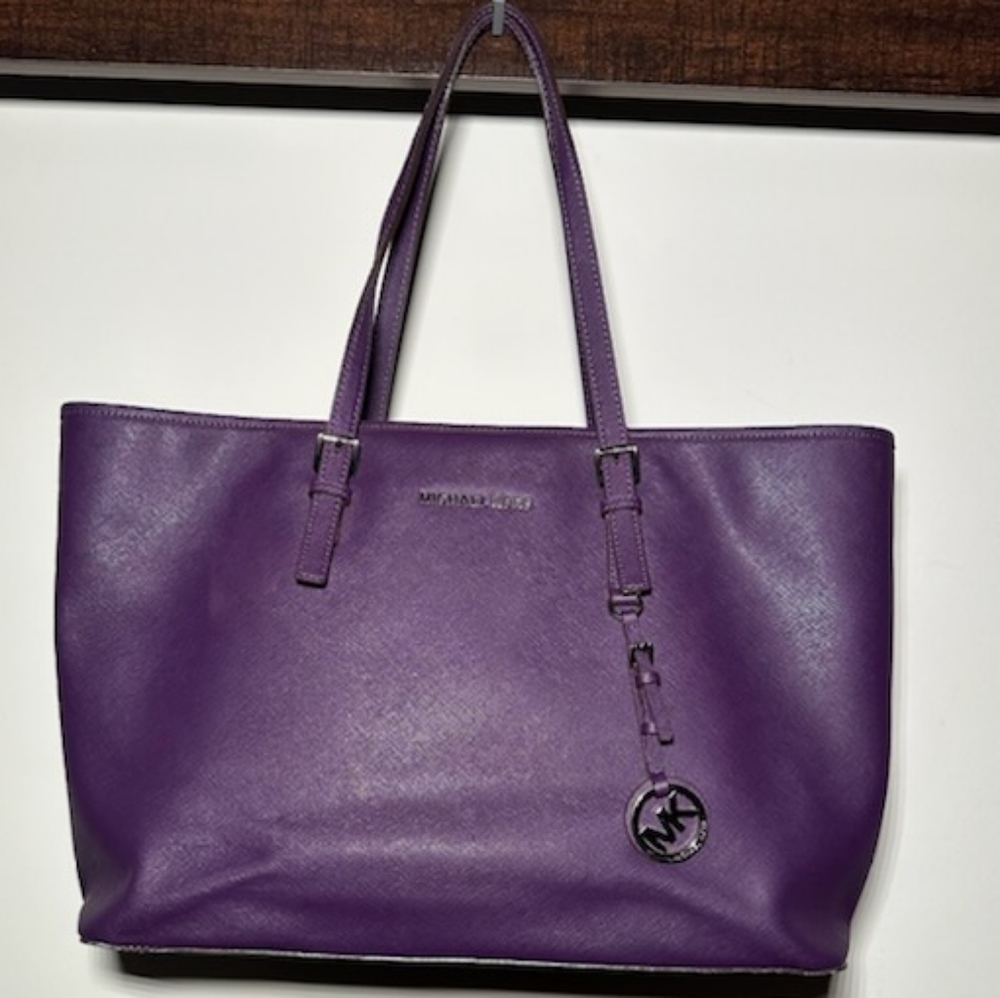 Michael Khors travel tote